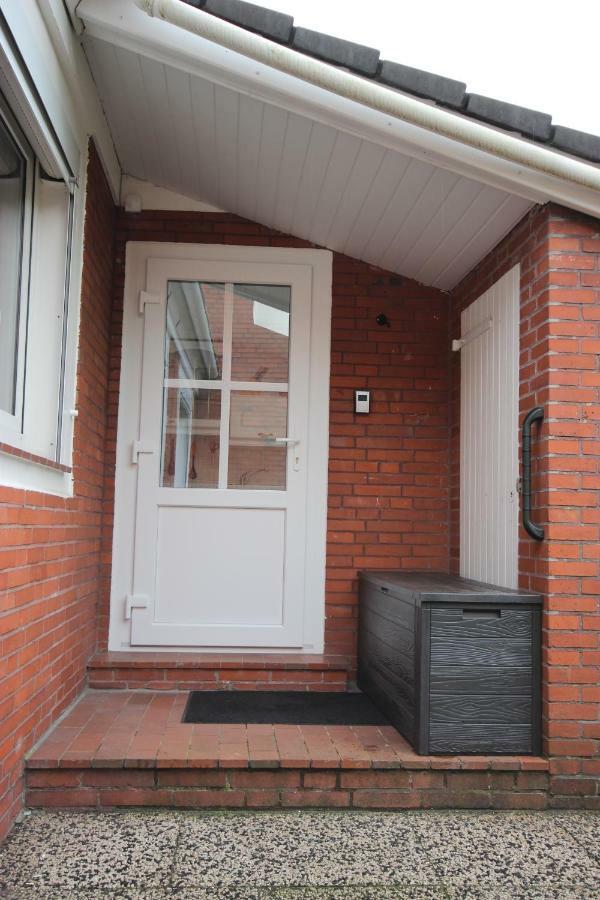 Ferienwohnung Leer Buitenkant foto