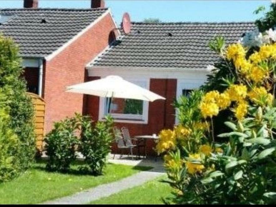 Ferienwohnung Leer Buitenkant foto